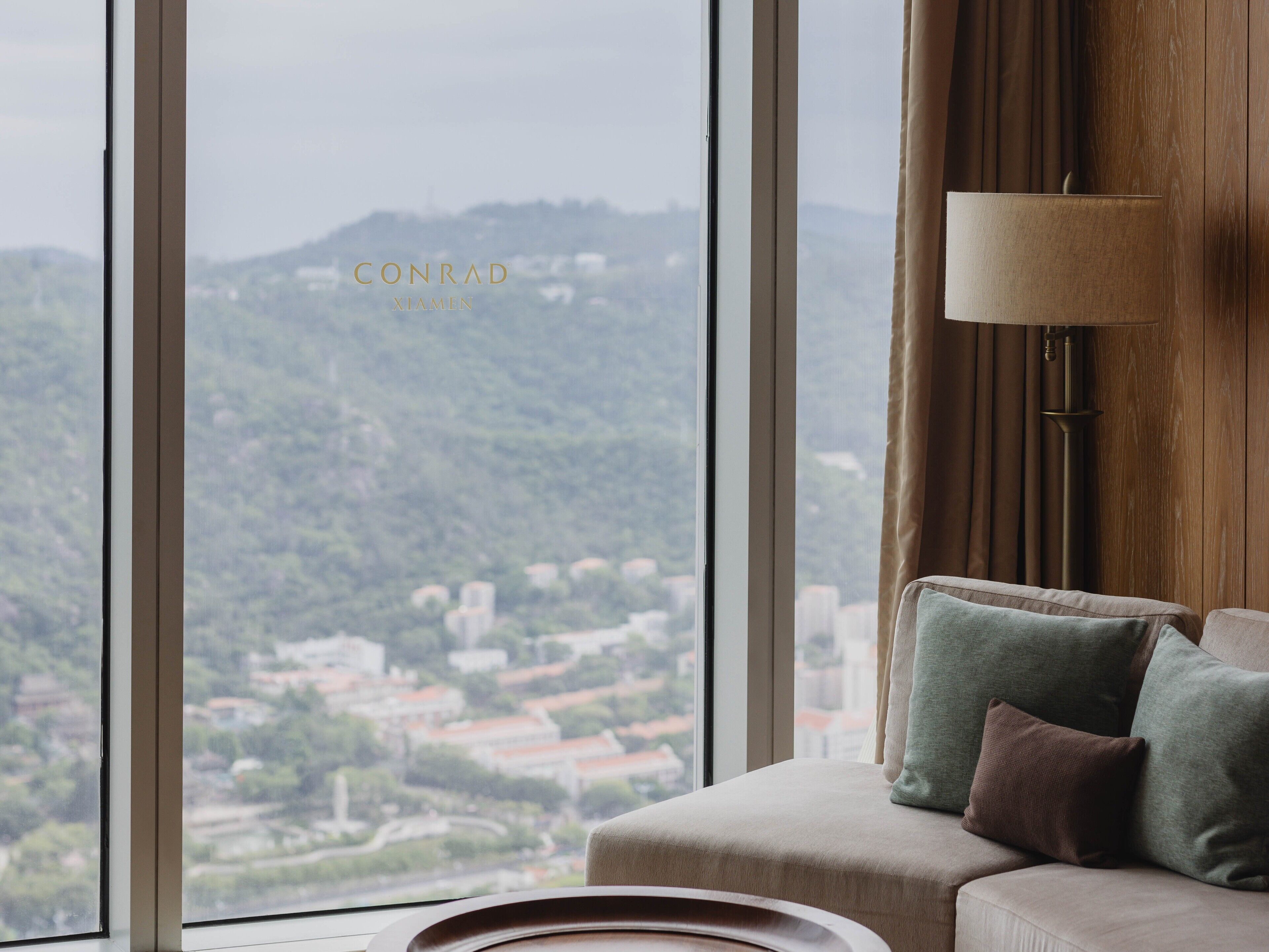 minibar, in-room safe, desk, laptop workspace