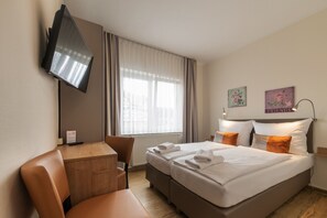 Economy Double Room (French bed 1.40m)