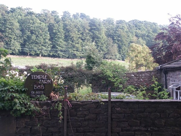 Exterior - Temple Farmhouse B&B (Leyburn)