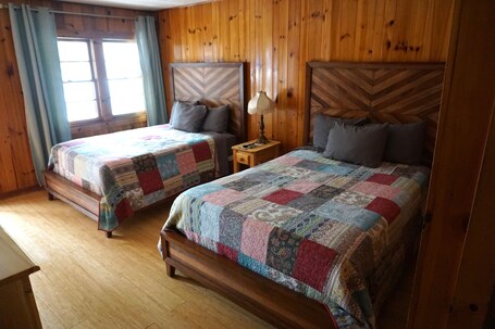 Marshall's Creek Rest Motel - Image 64