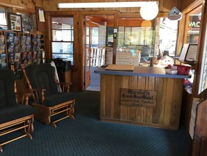 Reception - Marshall's Creek Rest Motel (Gatlinburg)