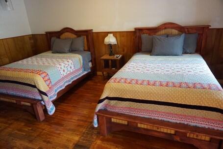 Marshall's Creek Rest Motel - Image 79