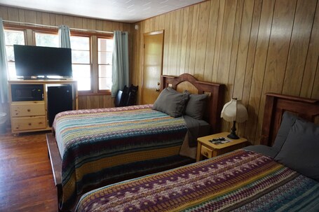 Marshall's Creek Rest Motel - Image 57