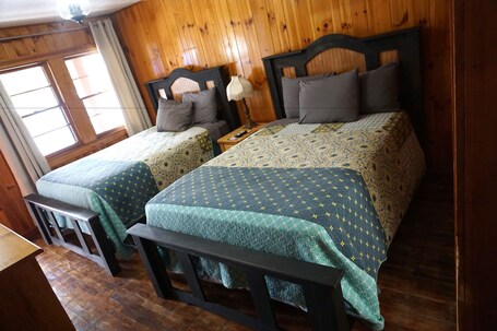Marshall's Creek Rest Motel - Image 46