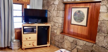 Marshall's Creek Rest Motel - Image 34