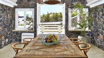 Villa, Private Pool, Sea View (Cave Stone) | In-room dining