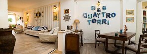 Flat-screen TV - B&B Quattro Torri (Santa Teresa di Riva)
