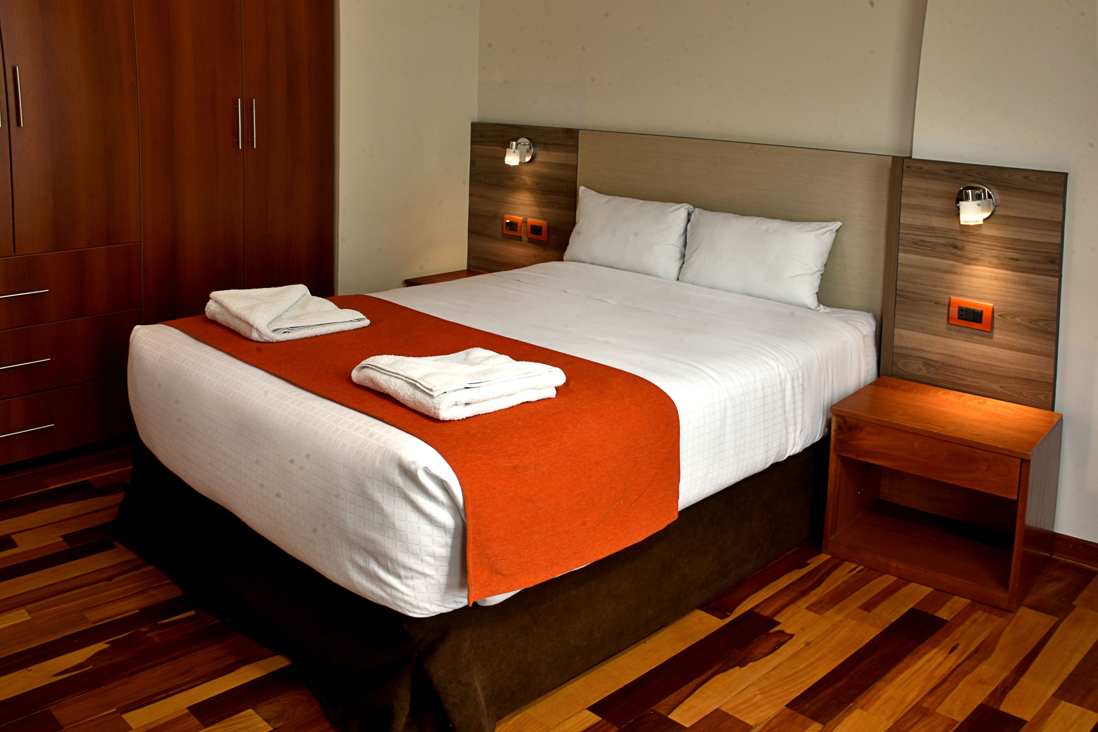 Apartment, 1 Bedroom | 1 bedroom, premium bedding, in-room safe, desk