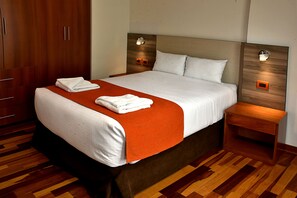 Apartment, 1 Bedroom | 1 bedroom, premium bedding, in-room safe, desk - Polo Apartment (Cusco)