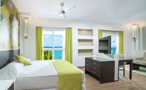 Minibar, in-room safe, laptop workspace, blackout drapes - Hotel Riu Reggae - Adults Only - All Inclusive (Montego Bay)