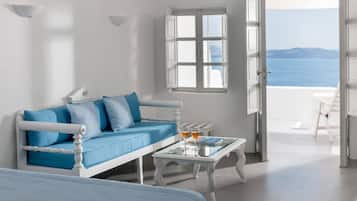 Standard Suite, Jetted Tub,Caldera View | Living area | Flat-screen TV