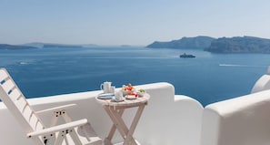 Standard Suite, Jetted Tub,Caldera View | Terrace/patio - Thirea Suites & Studios - Adults Only (Santorini)