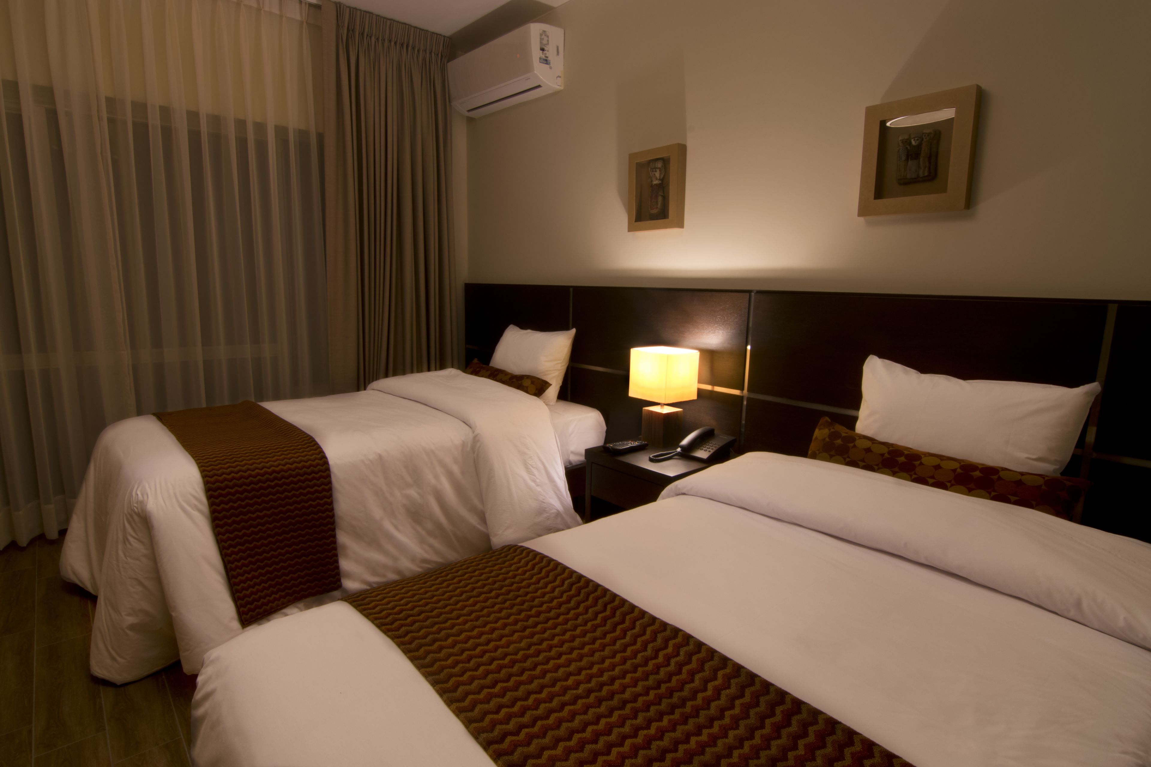 standard double room, 2 single beds | down duvets, in-room safe, desk, soundproofing