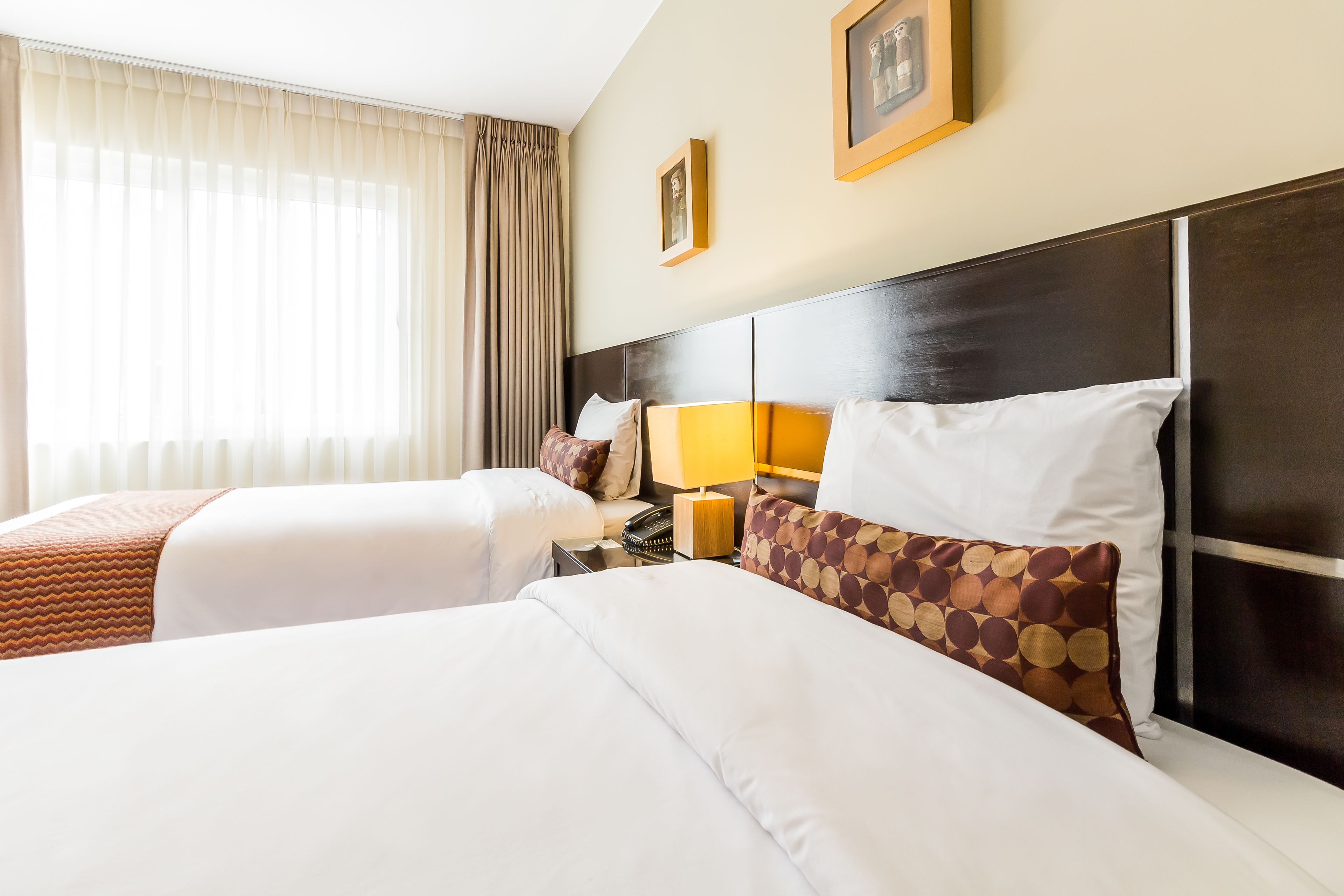 standard double room, 2 single beds | down duvets, in-room safe, desk, soundproofing