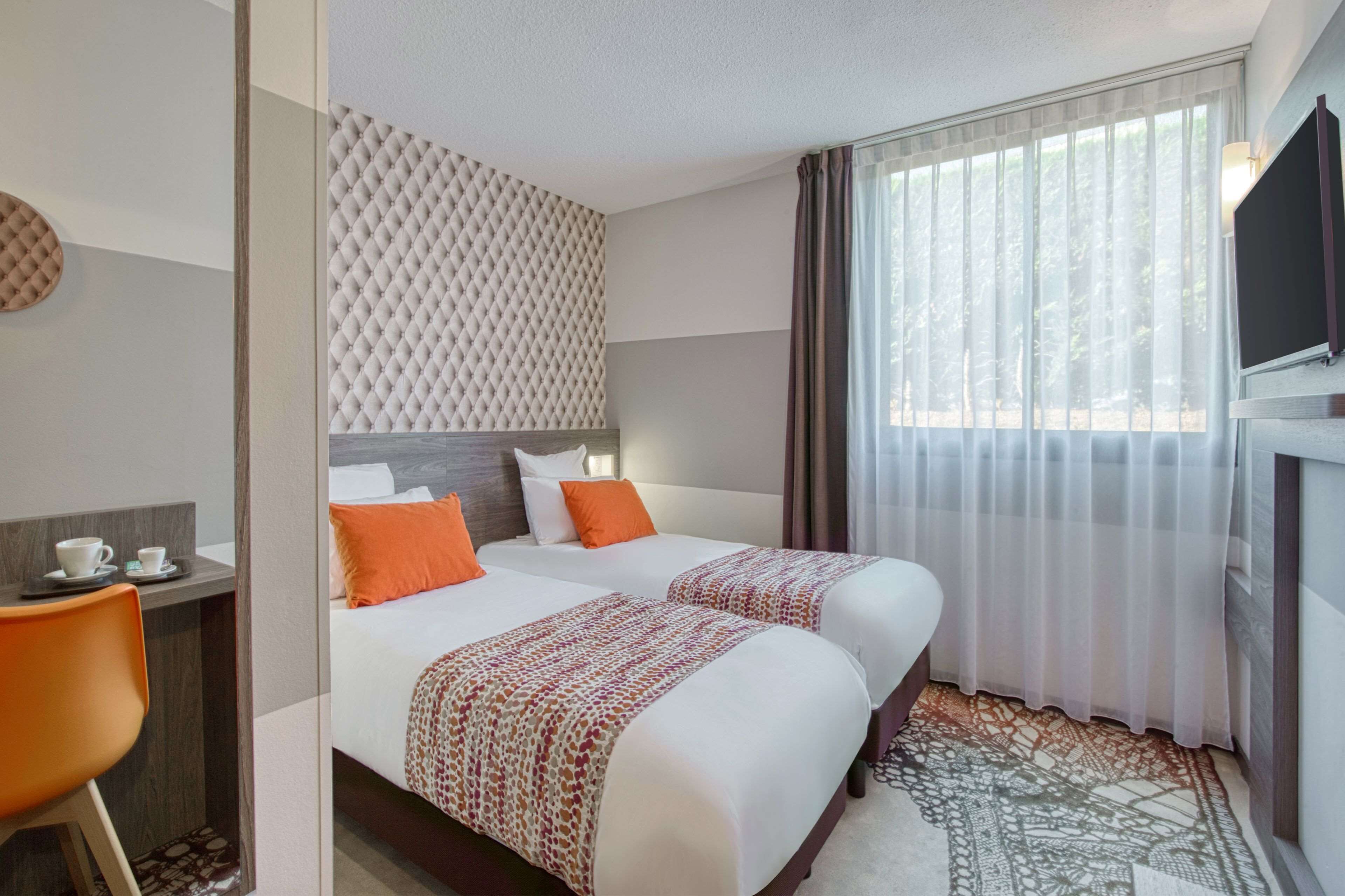 Camera Standard, 2 letti singoli, non fumatori | Una cassaforte in camera, con stile personalizzato