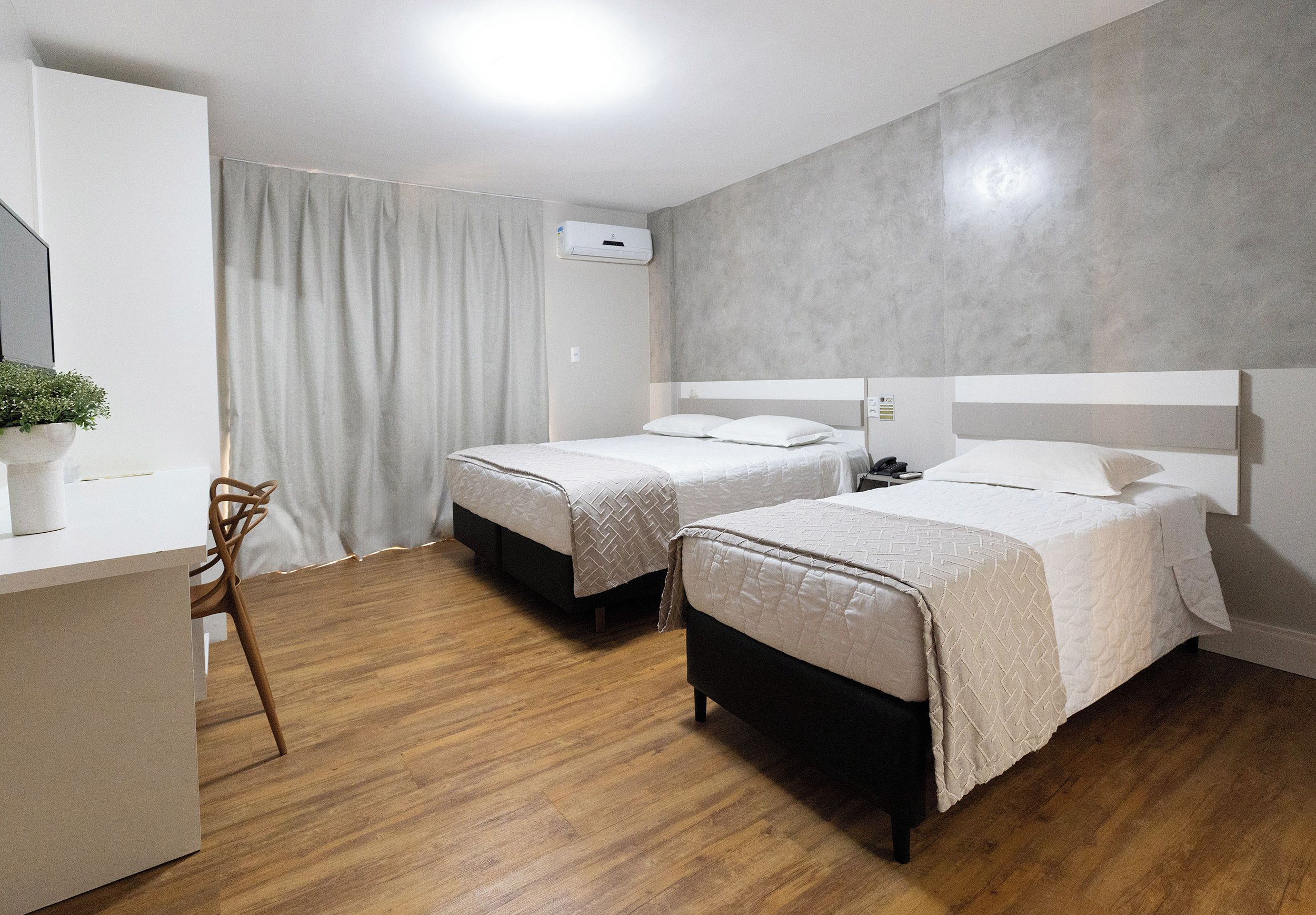 Photo - H Hotel