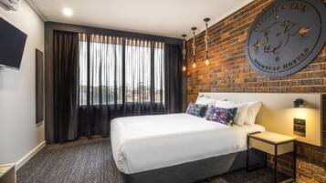 Studio Family | Desk, iron/ironing board, free WiFi, bed sheets