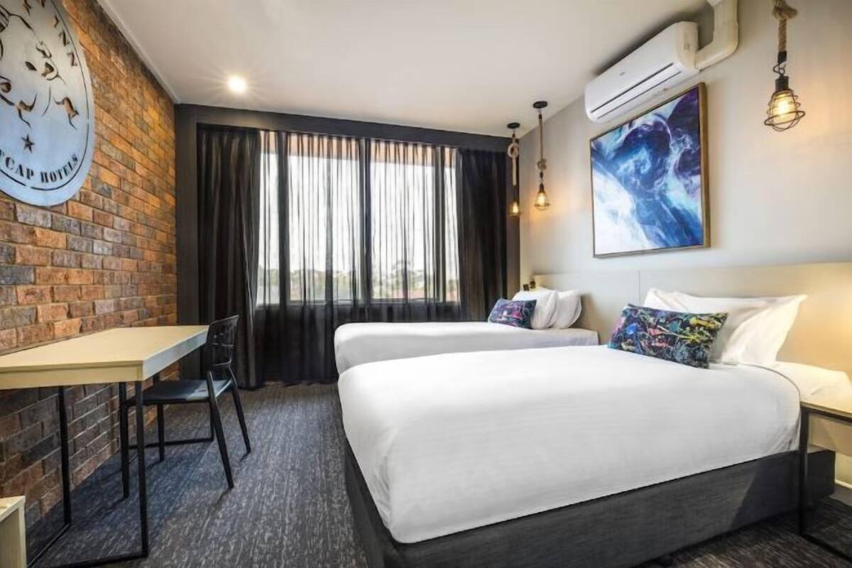 Desk, iron/ironing board, WiFi (free), bed sheets