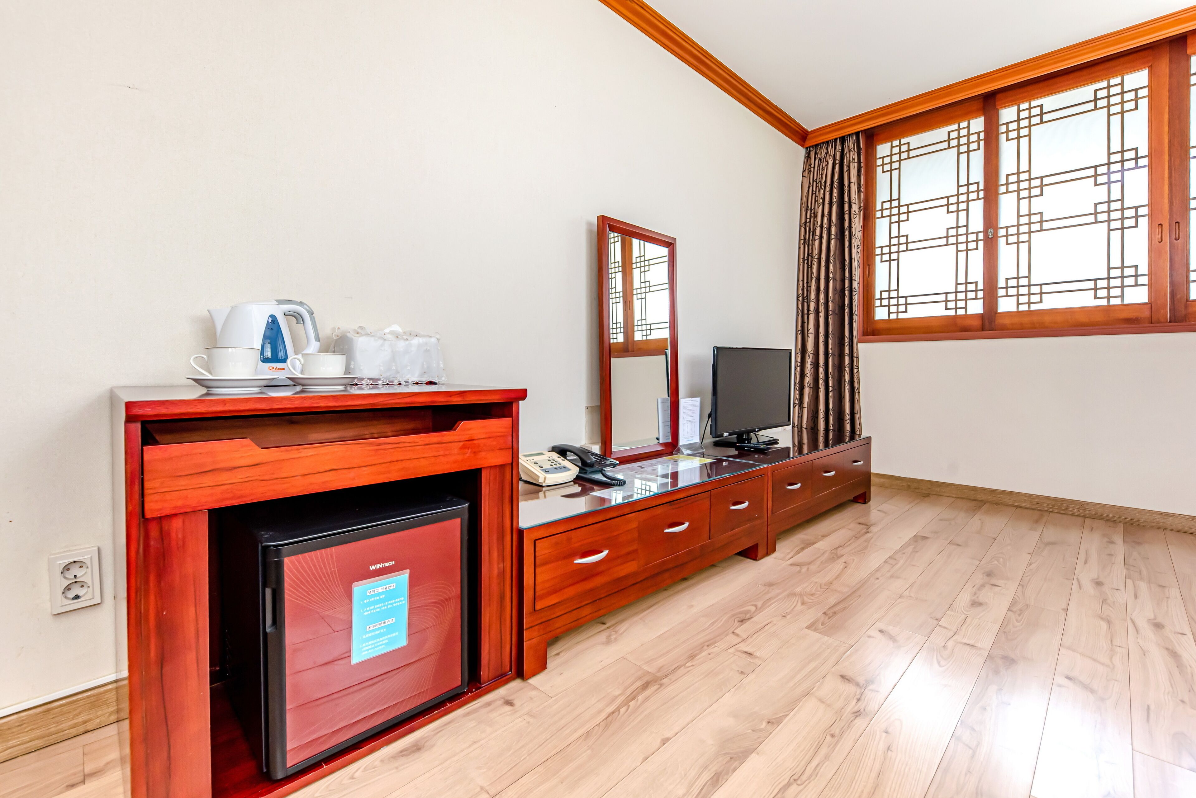 basic room (ondol) | premium bedding, blackout curtains, free wifi, bed sheets