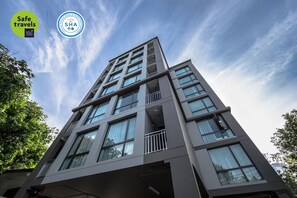 Front of property - Like Sukhumvit 22 (Bangkok)