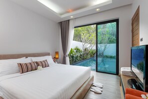 2 Bedrooms Private Pool Villa | Escritorio, cortinas blackout y insonorización 