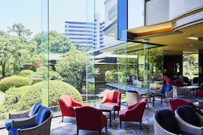 Lobby lounge, garden views, open daily
