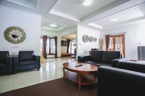 Exclusive House, 2 Bedrooms | Living area | Flat-screen TV - Kuldesak Villas (Bandung)