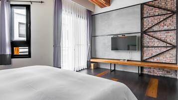 Double Room, Bathtub | Lobby