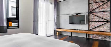 Double Room, Bathtub | Lobby