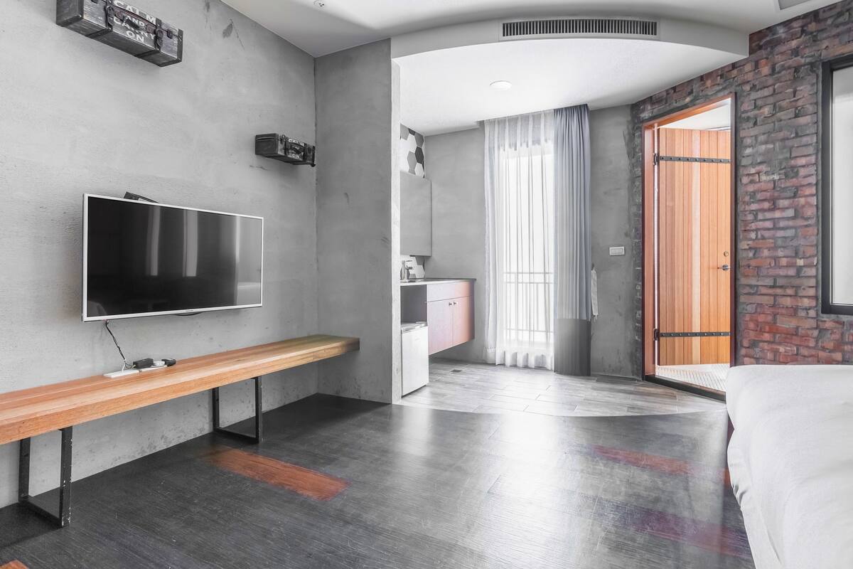 Chambre quadruple, baignoire | Hall