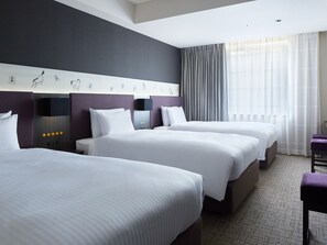 1 dormitori, cobrellits, escriptori i wifi gratuïta 