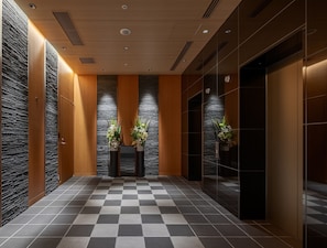 Elevator