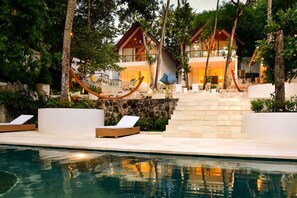 Outdoor pool - Villa Greenday (Cepaka)