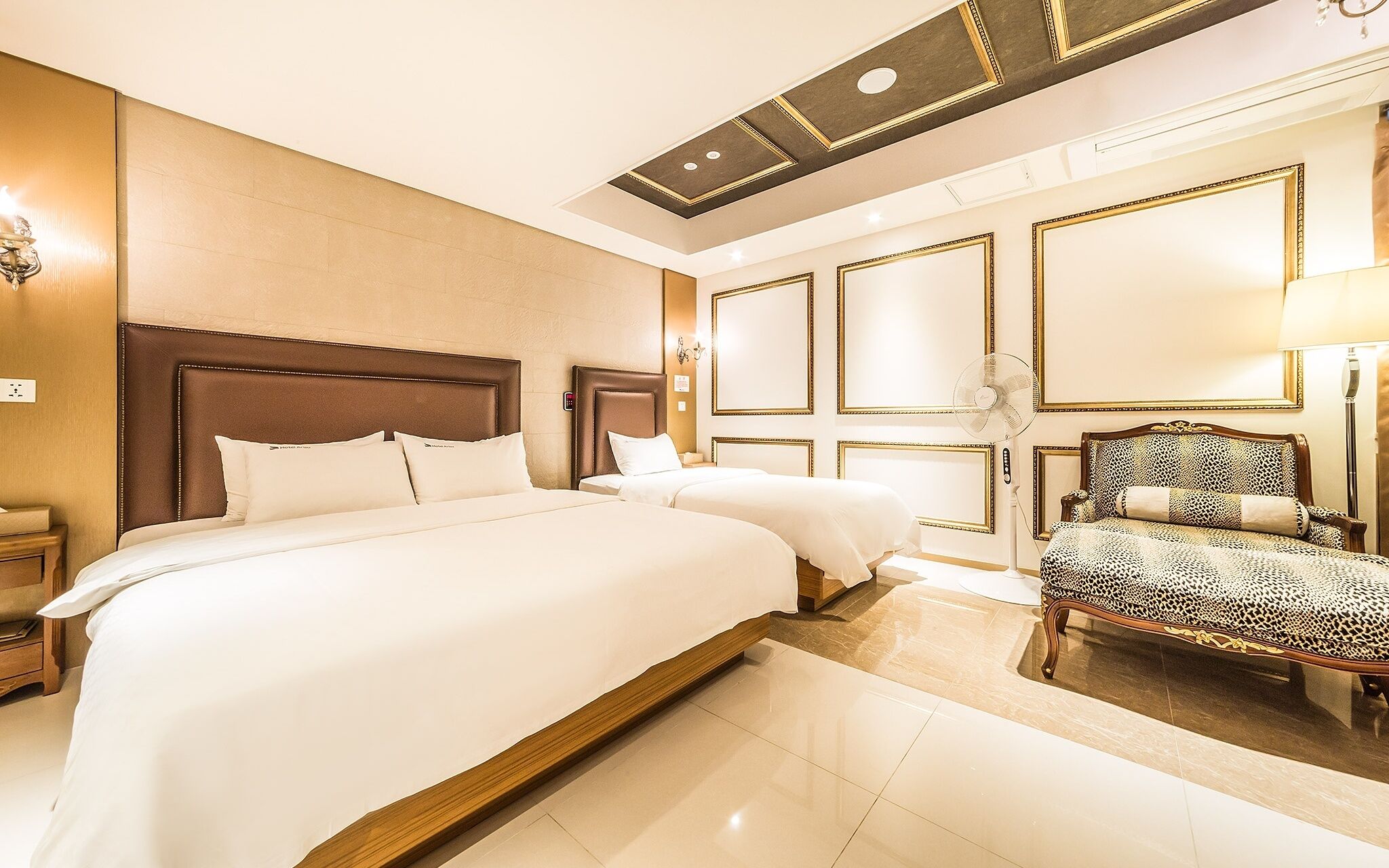 semi deluxe (no breakfast on sundays) | individually decorated, laptop workspace, blackout curtains, free wifi