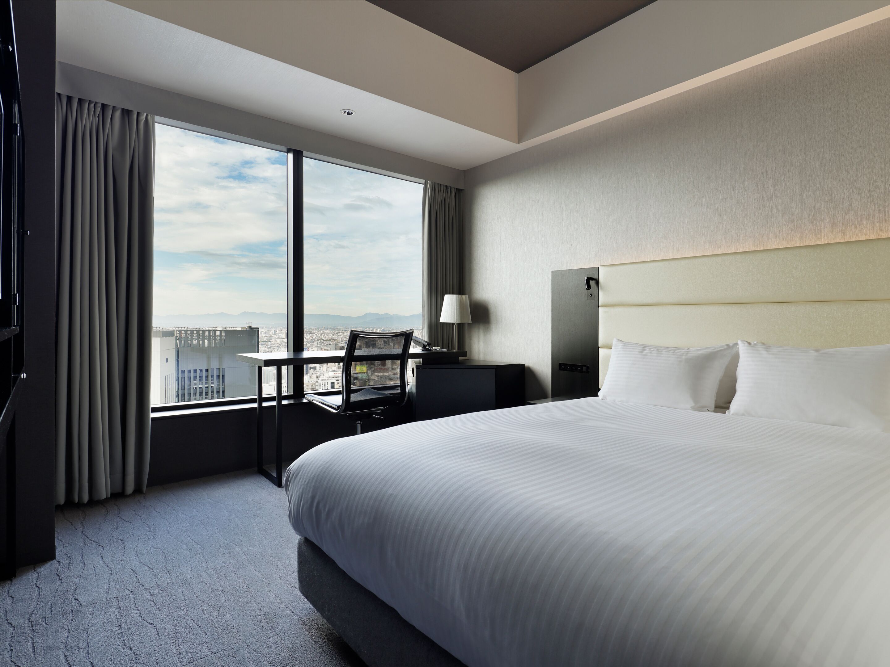 In-room safe, blackout curtains, free WiFi, bed sheets