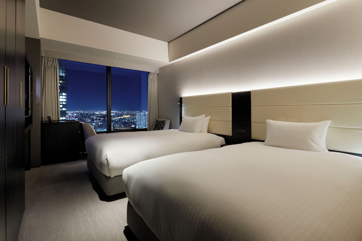 In-room safe, blackout drapes, free WiFi, bed sheets