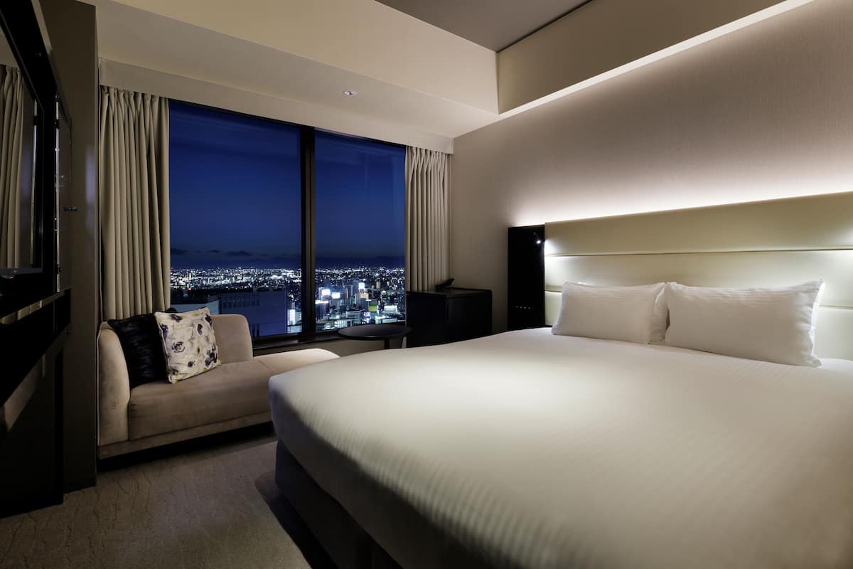 In-room safe, blackout drapes, free WiFi, bed sheets