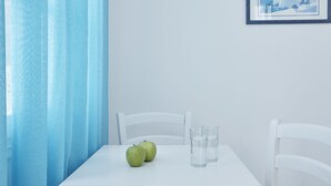 Family Apartment, 2 Bedrooms, Pool View | Premium bedding, in-room safe, soundproofing, free cots/infant beds - Spetses Retreat Accommodation (Spetses)