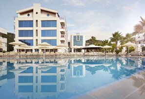 Outdoor pool - Ideal Pearl Hotel - All Inclusive - Adults Only (Marmaris)