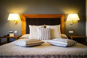 Premium bedding, minibar, in-room safe, desk