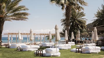 Private beach, sun-loungers, beach umbrellas