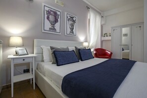 Apartamento, 1 habitación, vistas a la ciudad (2 adults) | Ropa de cama de alta calidad y colchones Tempur-Pedic
