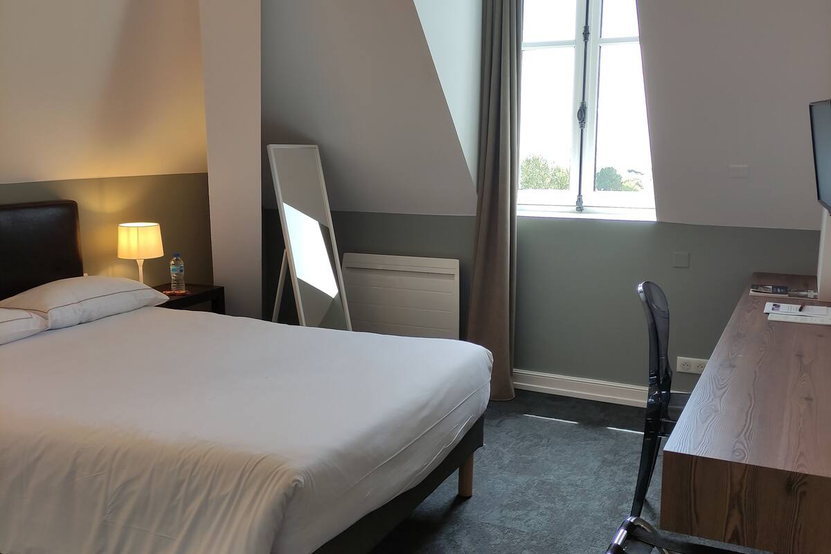 comfort double room, sea view | desk, free wifi, bed sheets