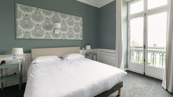 Bureau, Wi-Fi gratuit, draps fournis