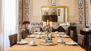 Free daily continental breakfast - Casa do Escritor (Évora)