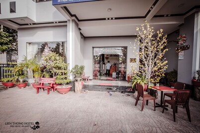 Lien Thong Hotel