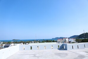 Terrace/patio - Lien Thong Hotel (Phu Quoc)