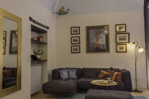 Coin salon dans le hall