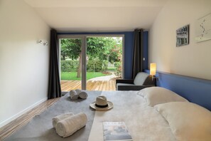 Desk, WiFi, bed sheets - Belambra Clubs La Palmyre - Les Mathes (Les Mathes)
