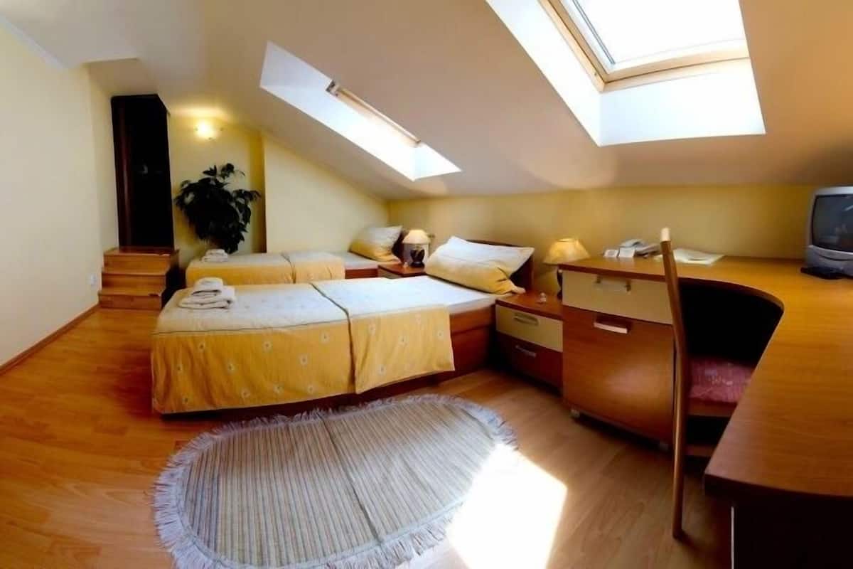 1 bedroom, minibar, desk, blackout curtains